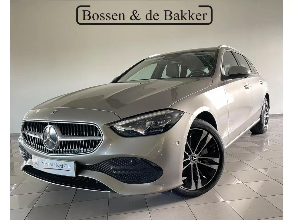 Mercedes-Benz C Estate 300 e Luxury Line | Trekhaak | 360-camera | Burmester