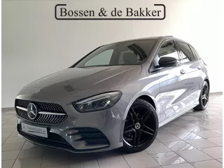 Mercedes-Benz B-klasse 180 Business Solution AMG | Panoramadak | Trekhaak | Carplay | 177 PK